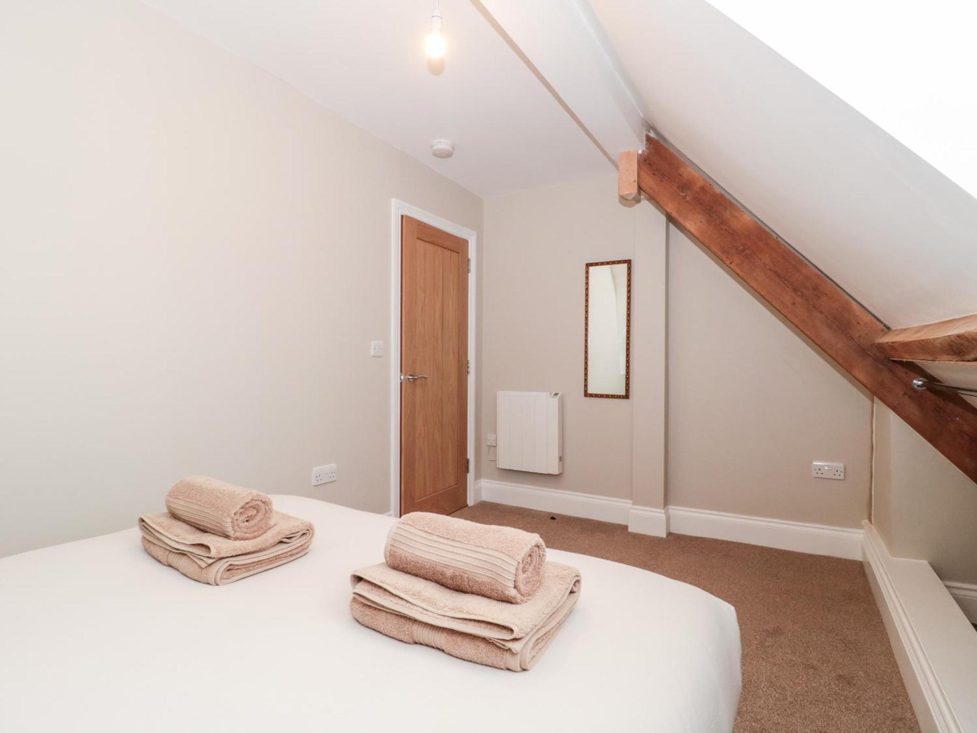 Purbeck Hotel Apartments - Flat 6 스와니지 외부 사진