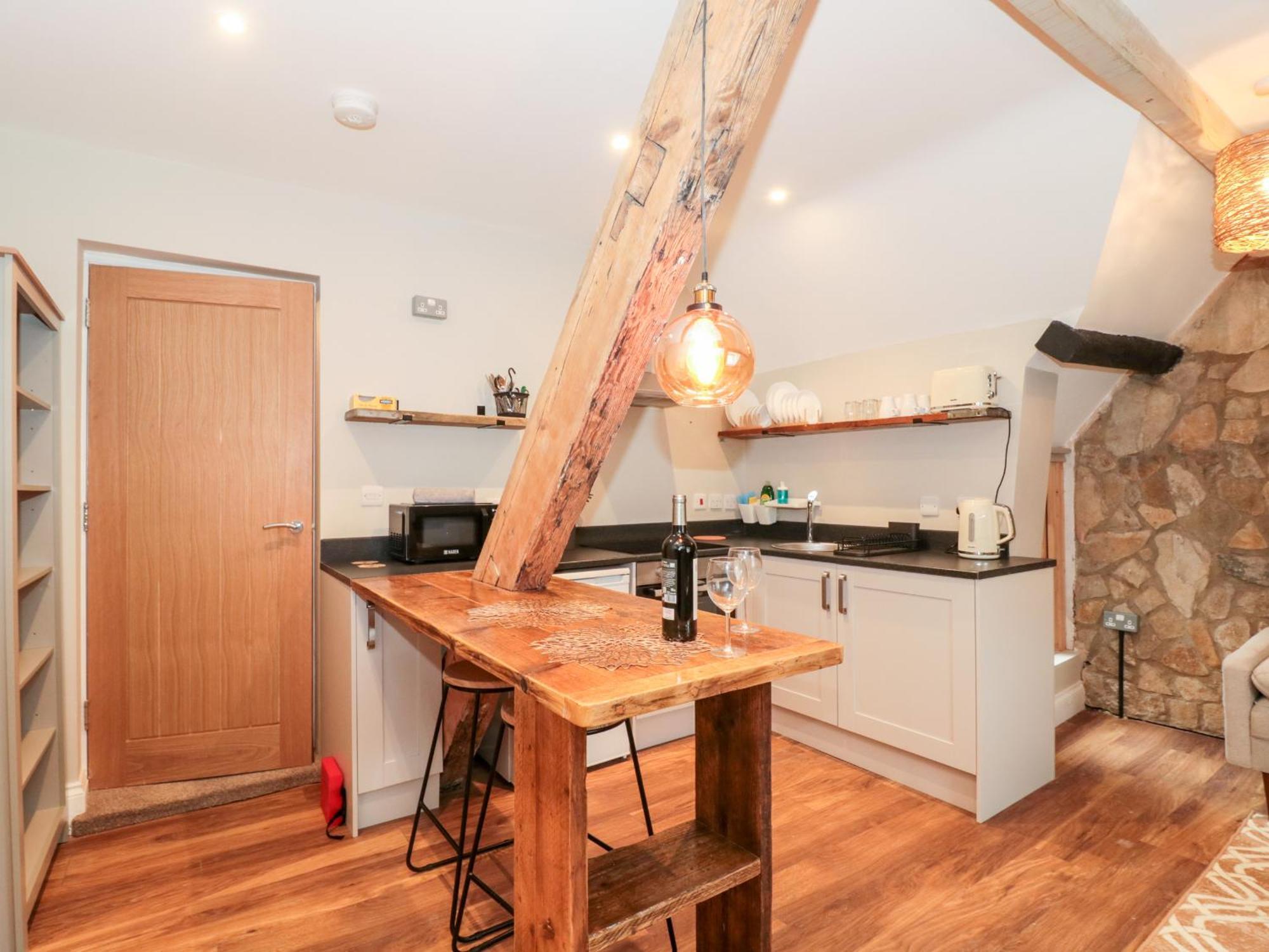 Purbeck Hotel Apartments - Flat 6 스와니지 외부 사진